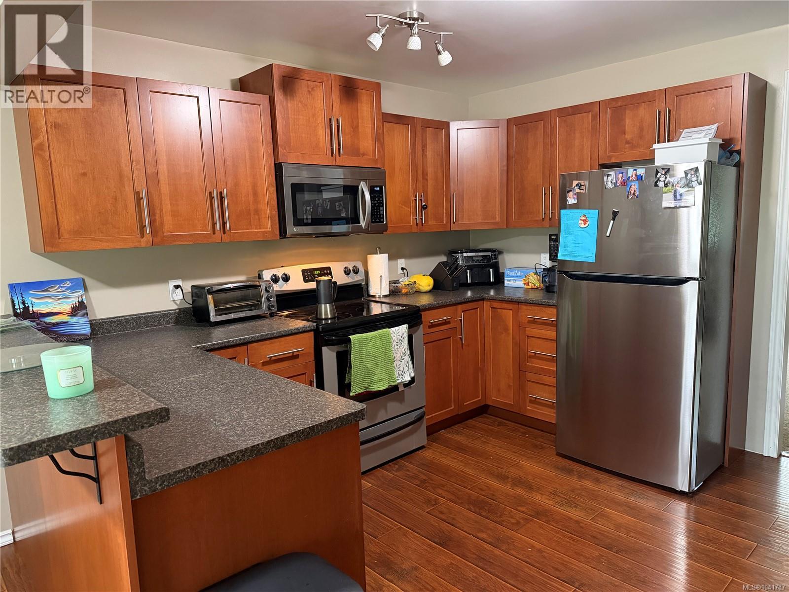 5060 Beaver Harbour Rd - 6