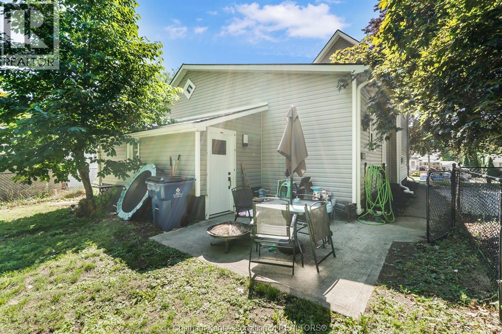 5 Tiffany STREET - 40