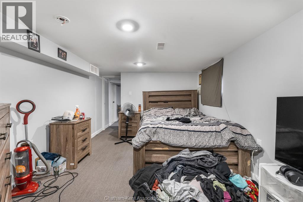 5 Tiffany STREET - 22