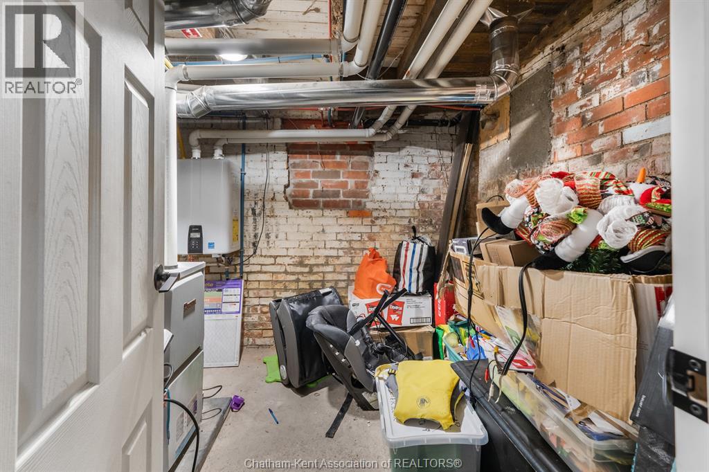 5 Tiffany STREET - 23