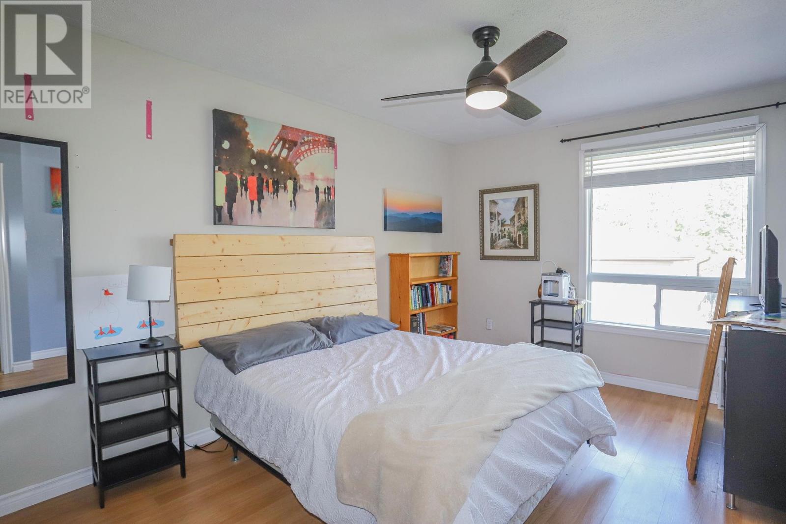 34 Robin ST - 16