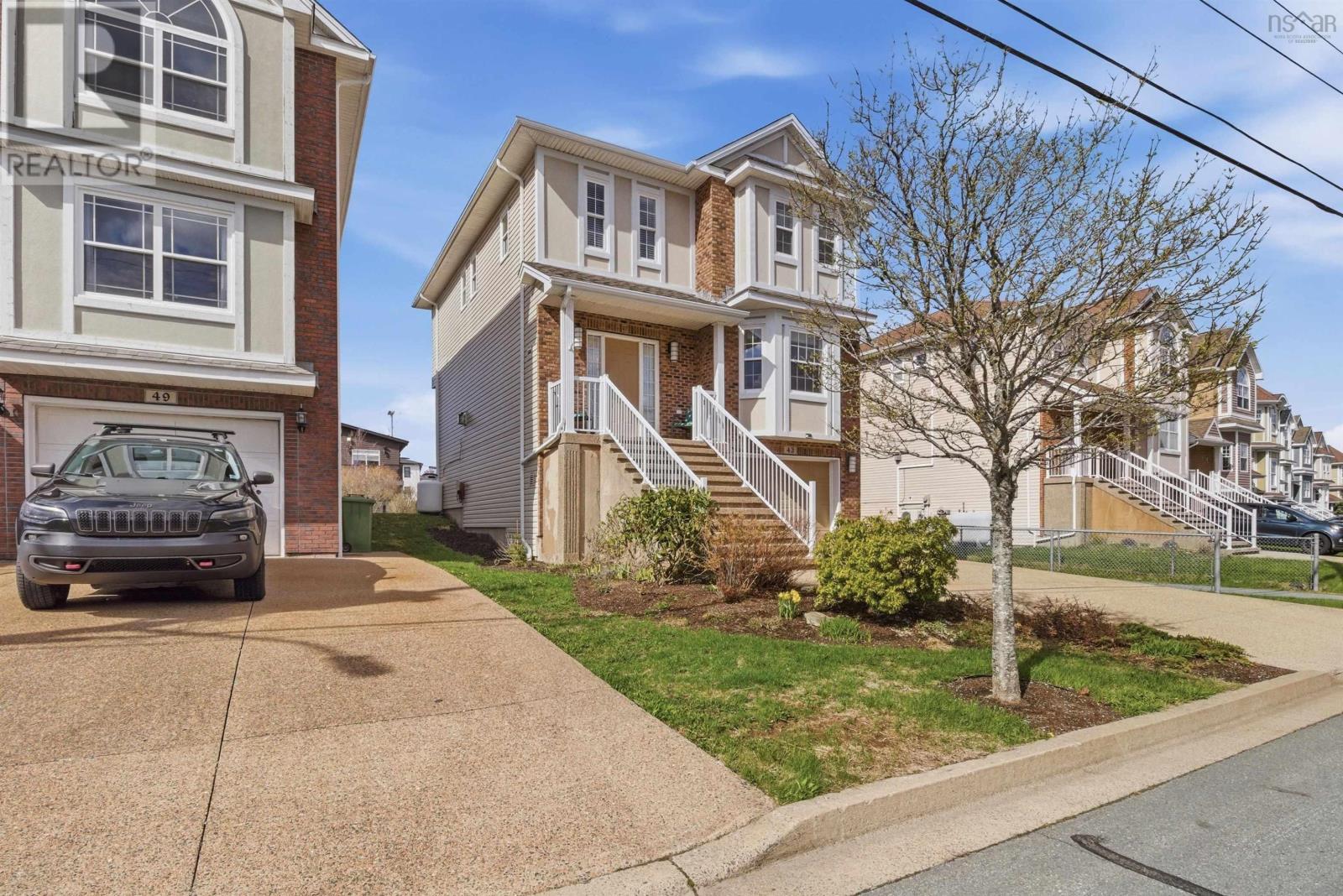 43 Fathom Court - 3