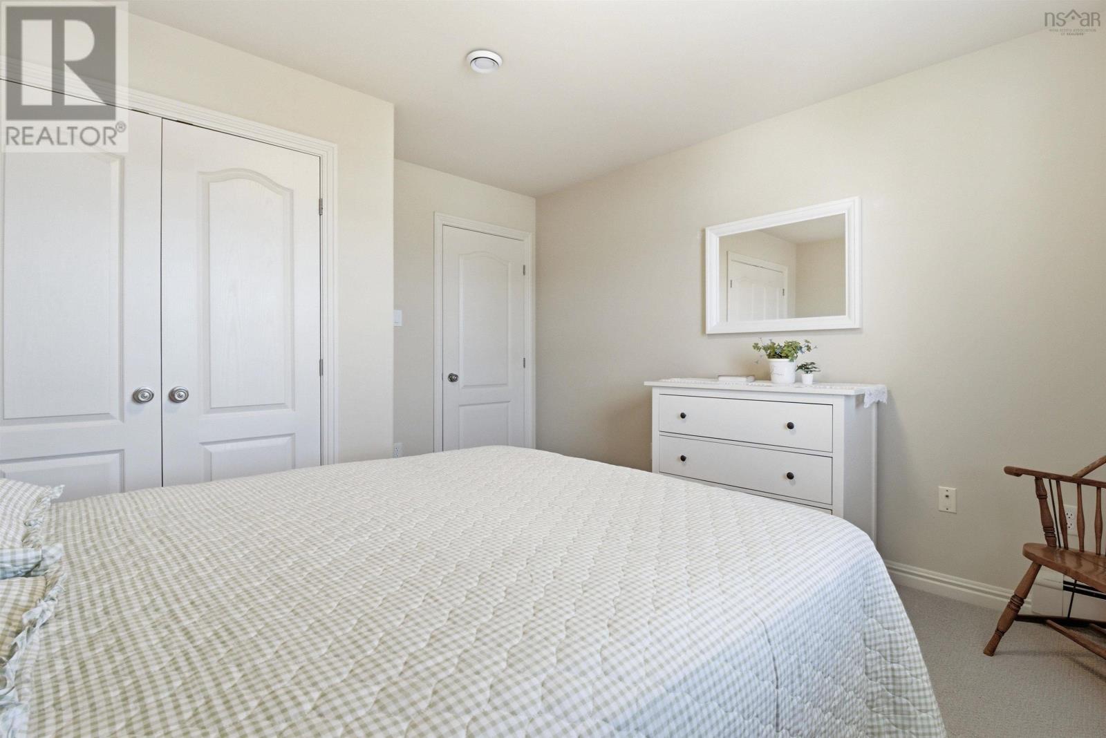43 Fathom Court - 29