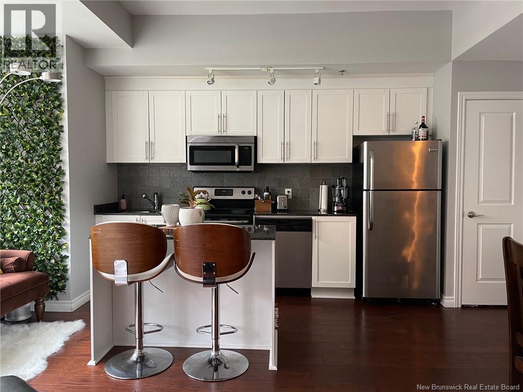 #117 243 Prince William Street - Image 4