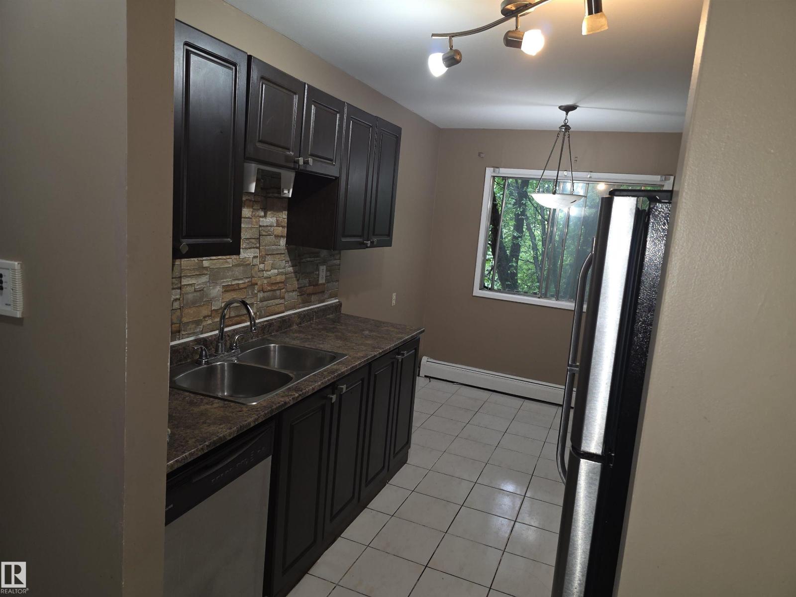 #307 11907 81 ST NW NW - 12