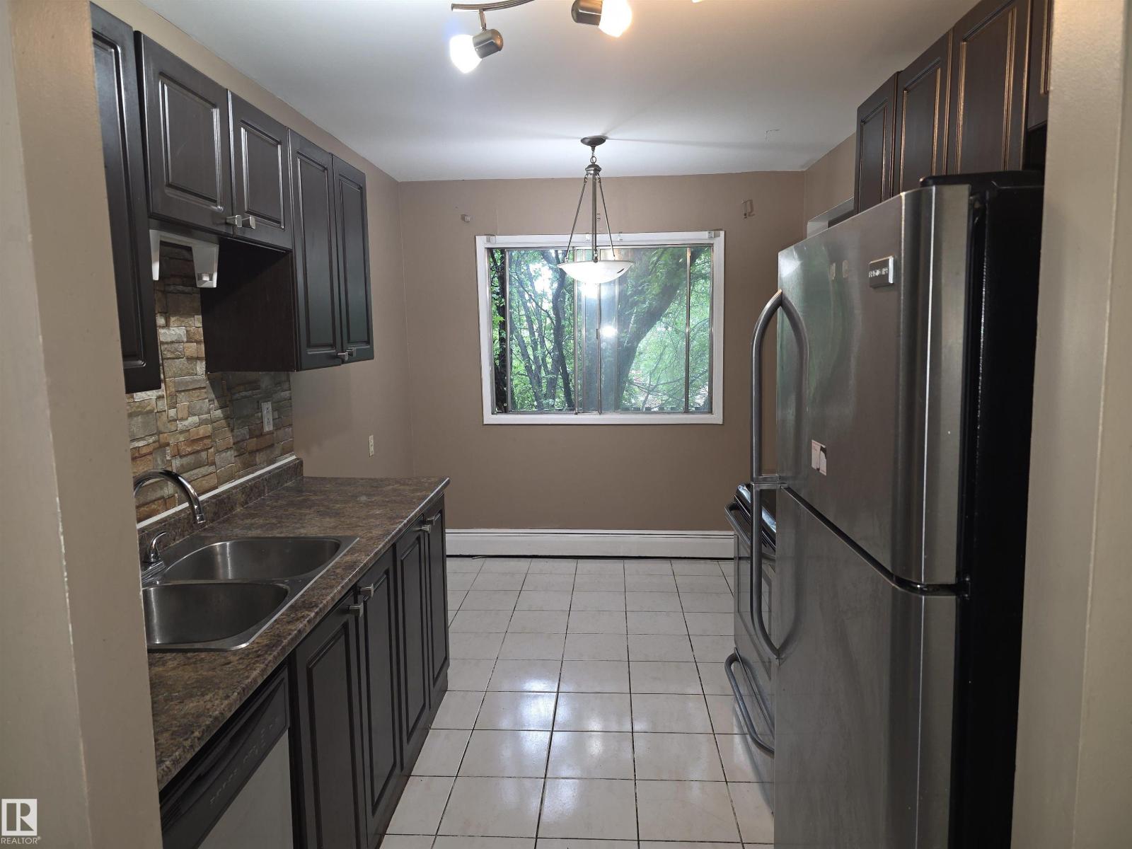 #307 11907 81 ST NW NW - 18