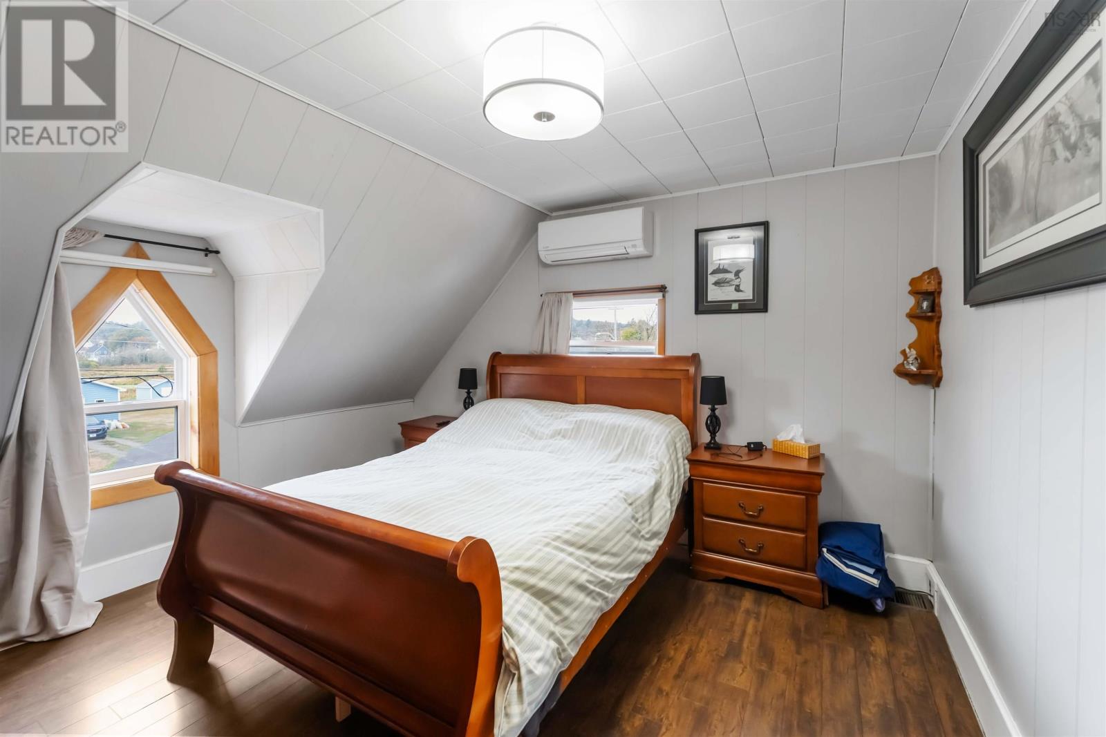 31 Overcove Road - 35