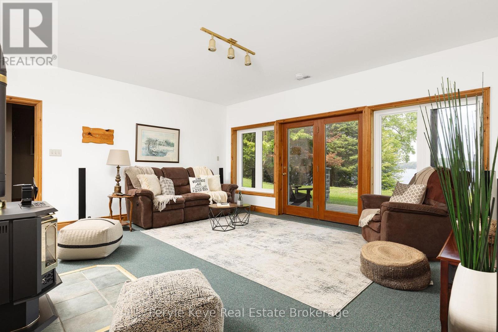 200 EDGEMERE ROAD - Image 34