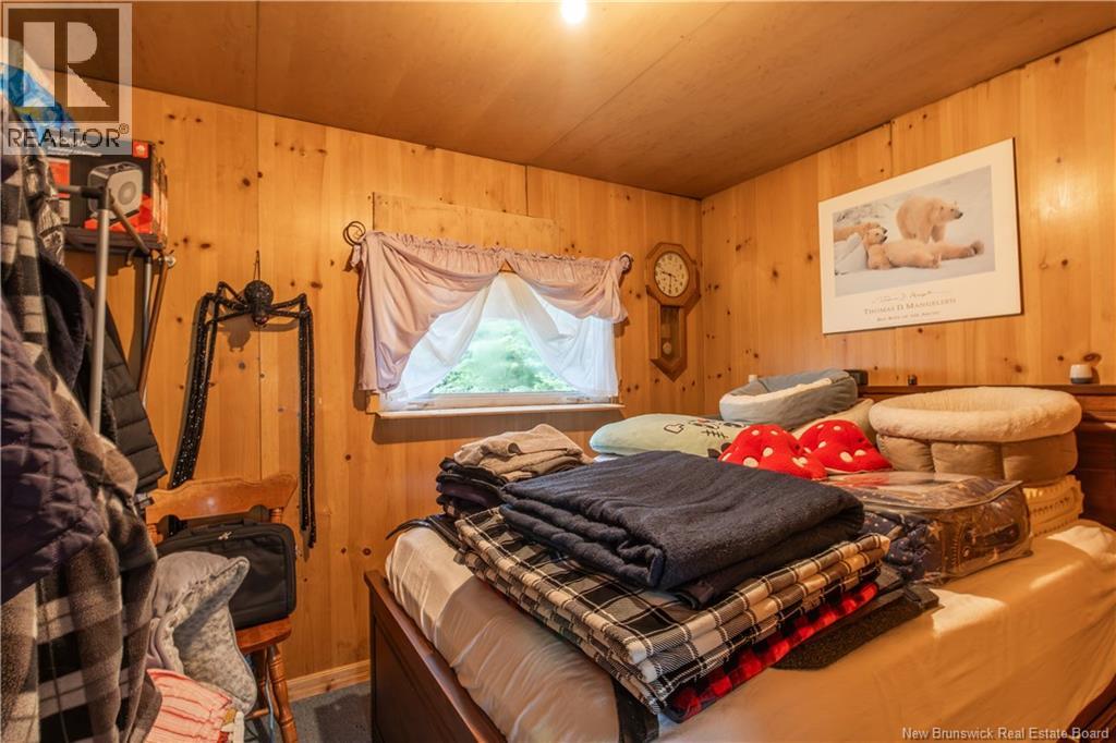 76 Back Road - Image 16