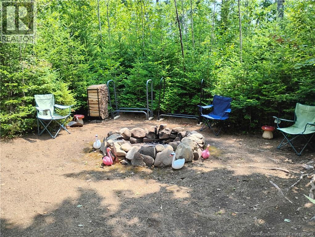 76 Back Road - Image 7
