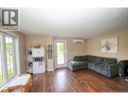 250 Raymond, Bathurst, NB E2A2V9 Photo 8