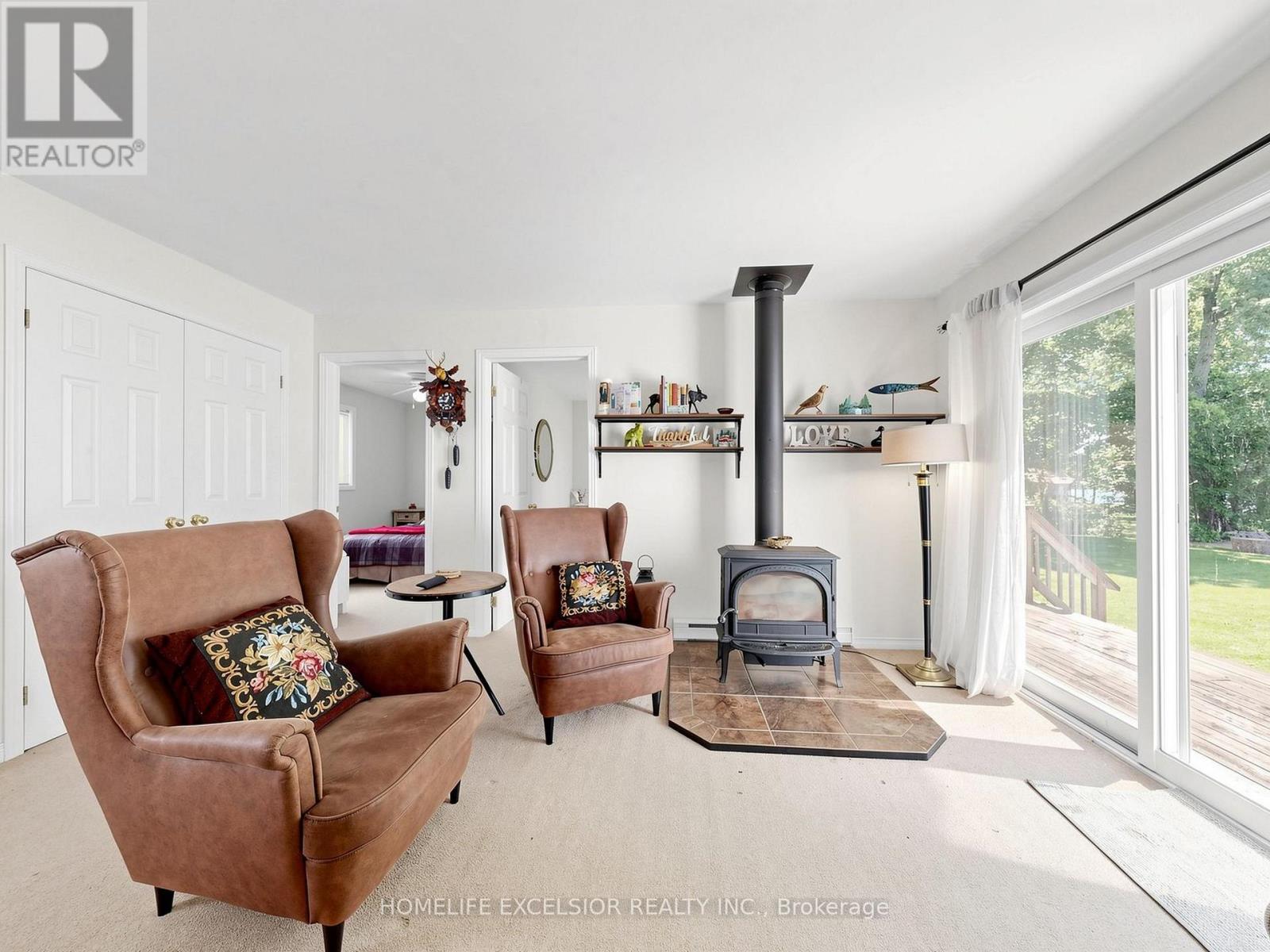 2156 LAKESHORE DRIVE - 18