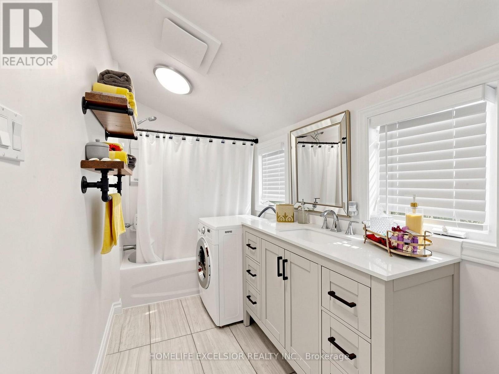 2156 LAKESHORE DRIVE - 26
