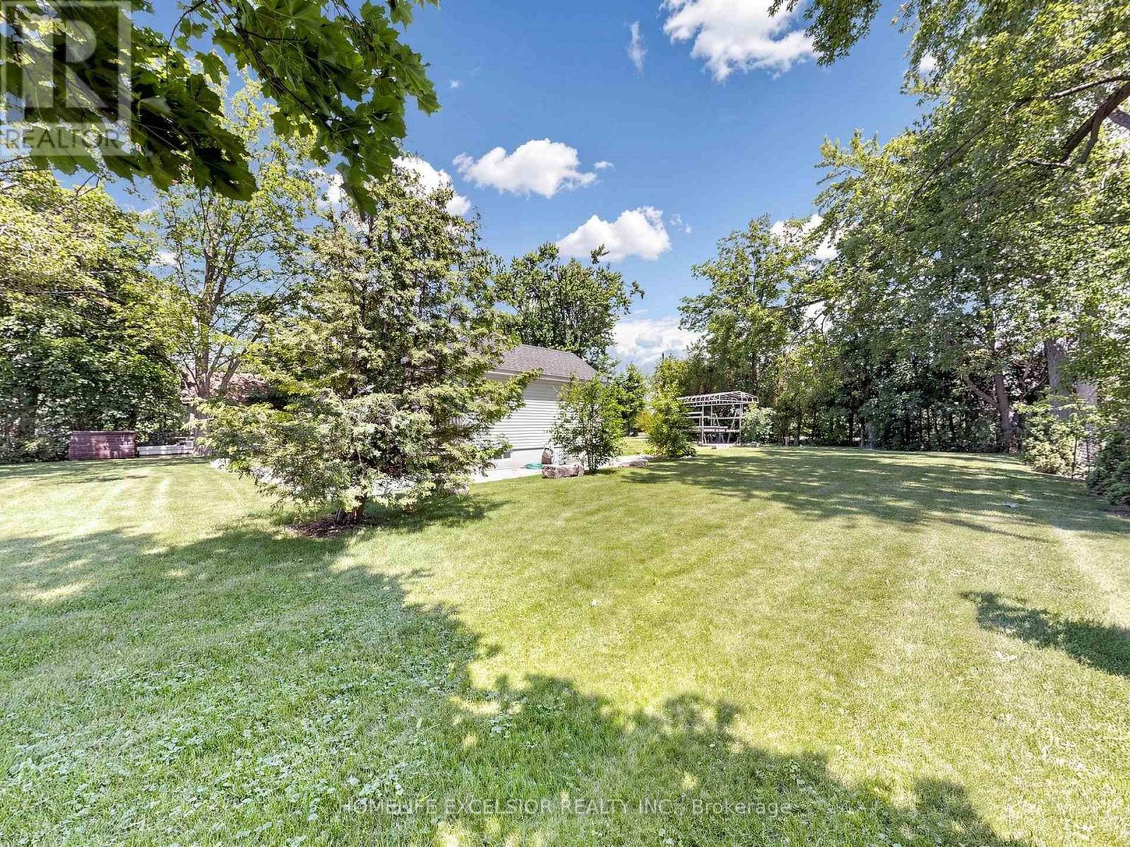 2156 LAKESHORE DRIVE - 42