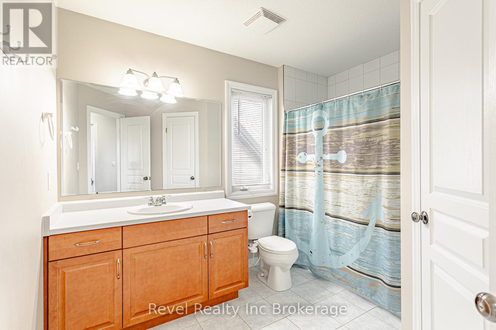 702 FRONTENAC CRESCENT - 28