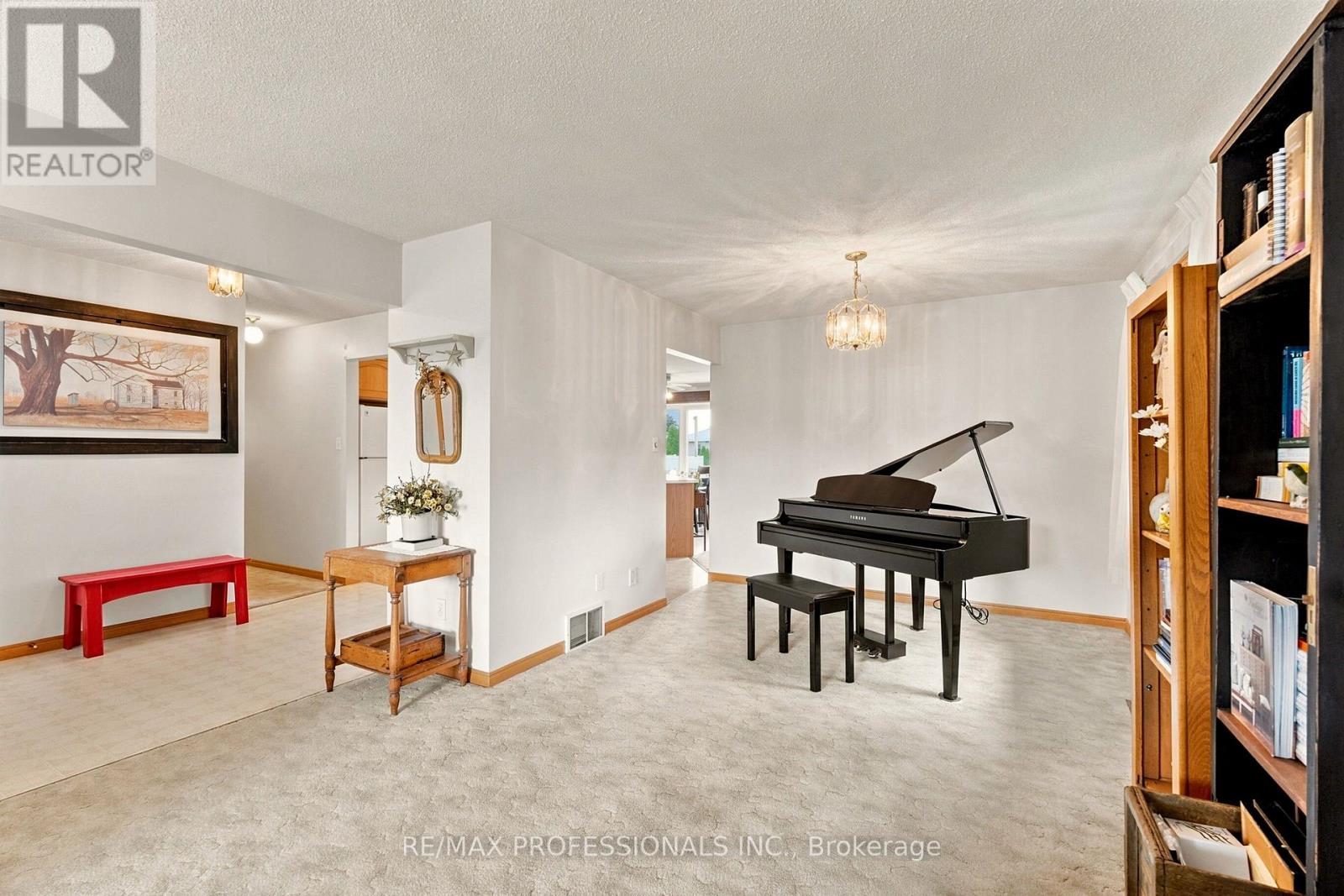 581 21ST AVENUE - 13