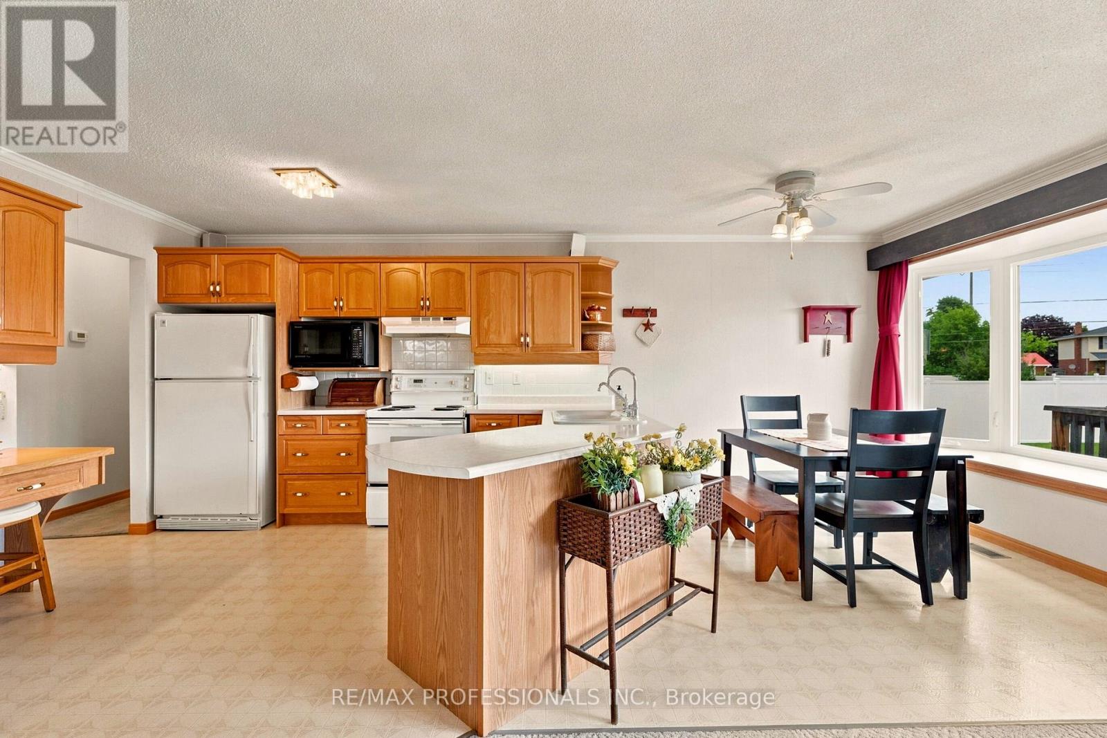 581 21ST AVENUE - 17