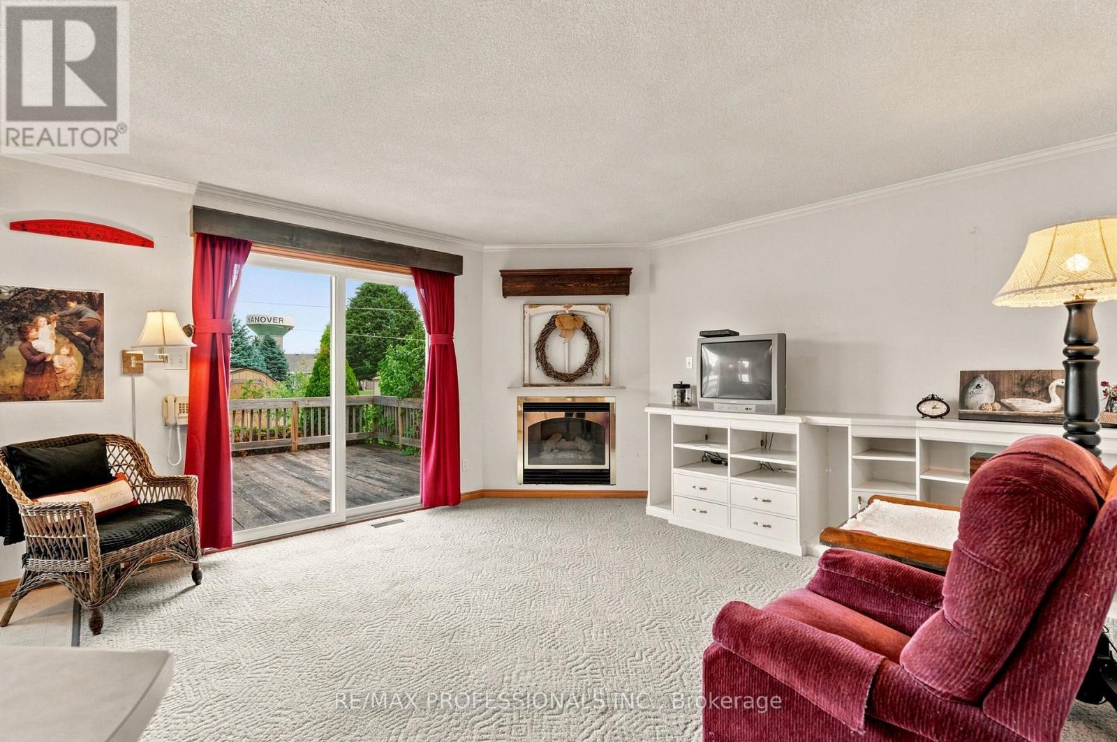 581 21ST AVENUE - 21