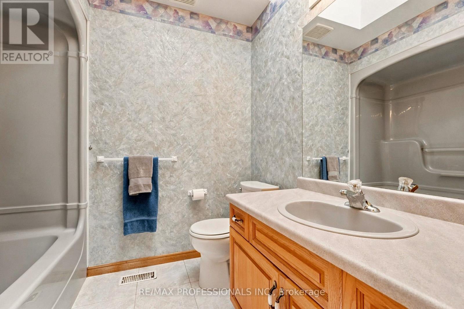 581 21ST AVENUE - 28