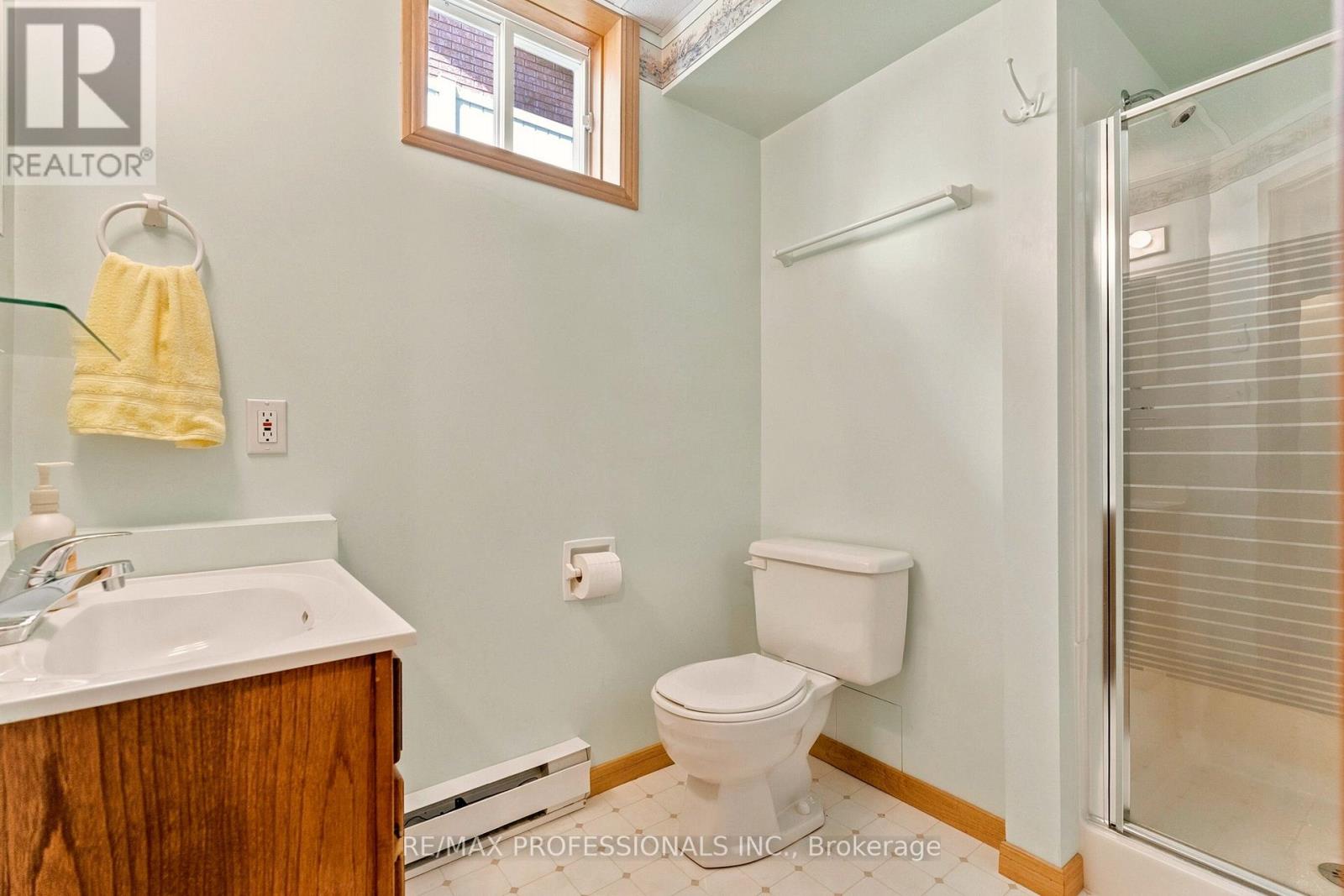 581 21ST AVENUE - 32