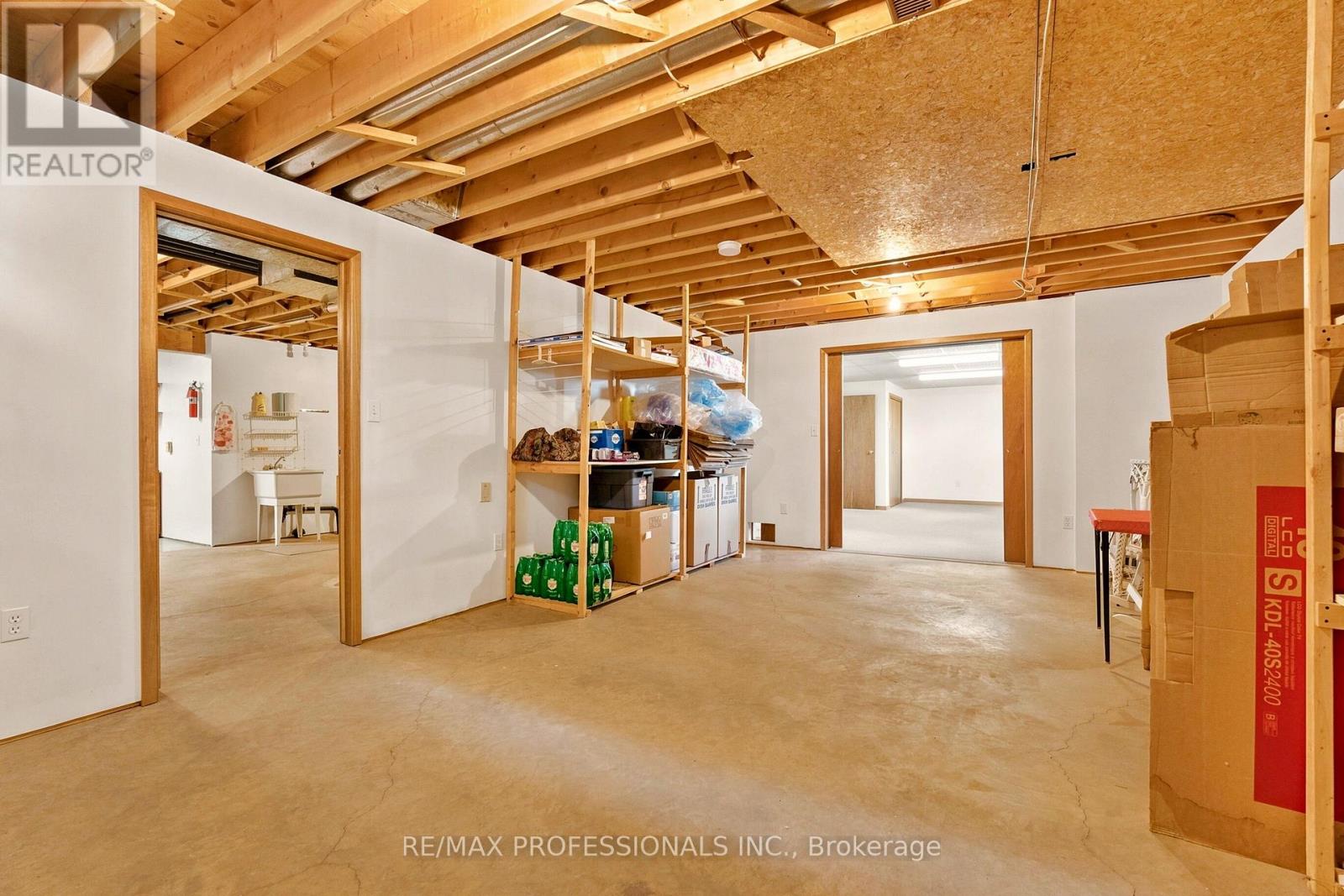 581 21ST AVENUE - 36