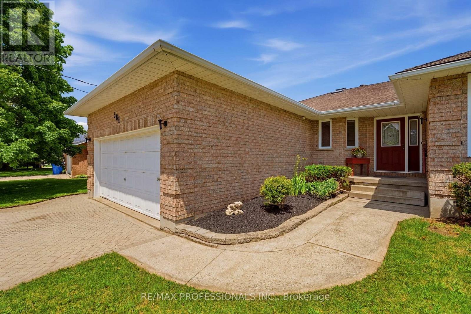 581 21ST AVENUE - 4