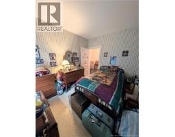 upper unit bedroom 2