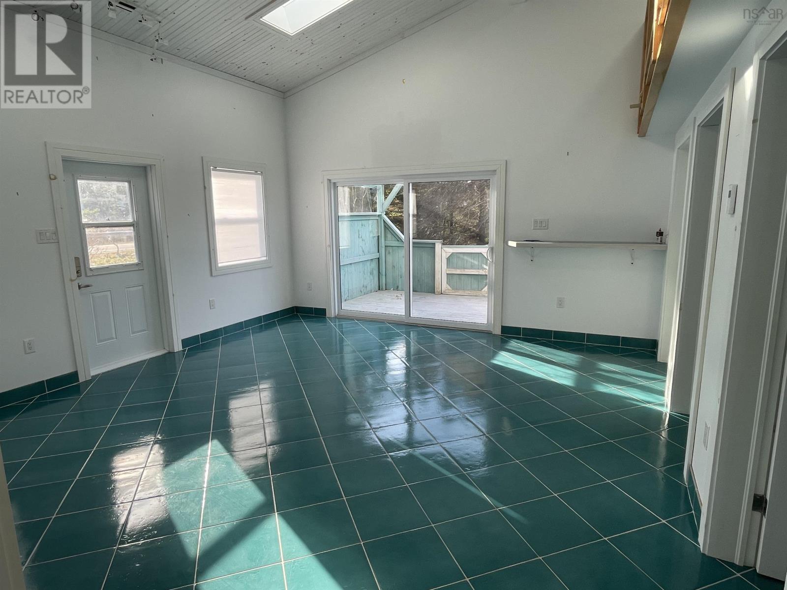 3067 320 Highway - 12