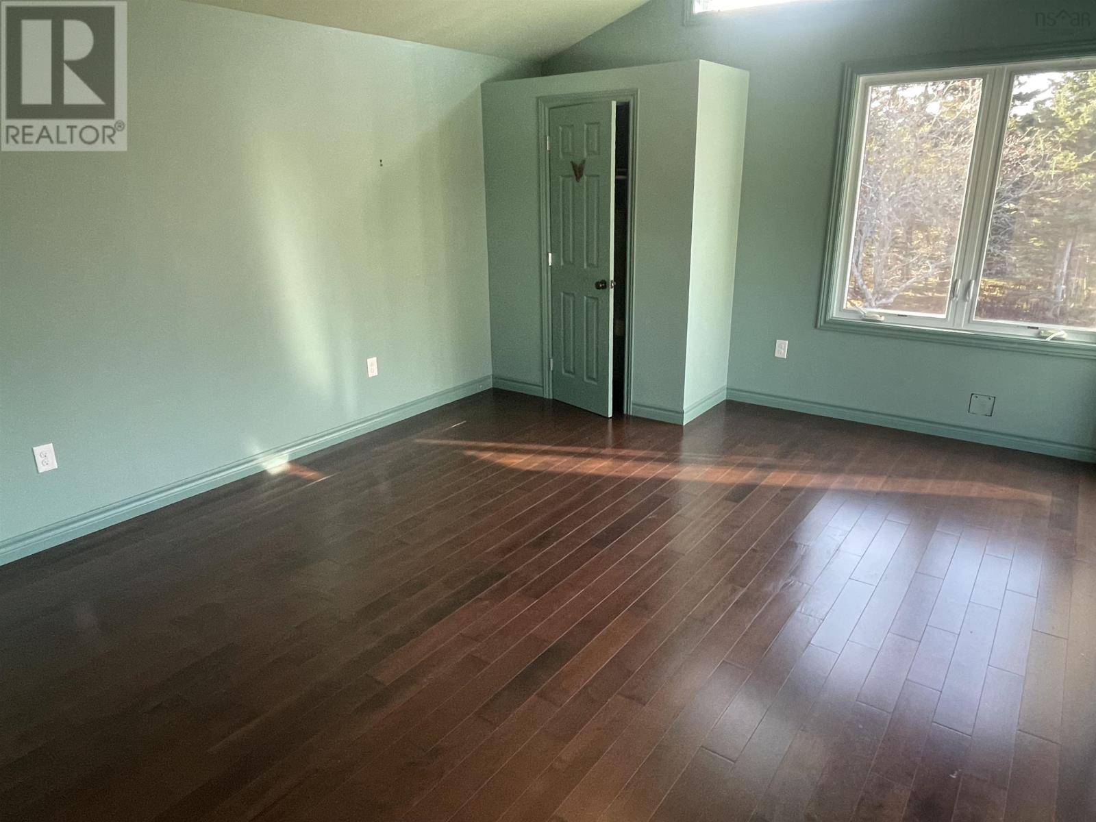 3067 320 Highway - 23
