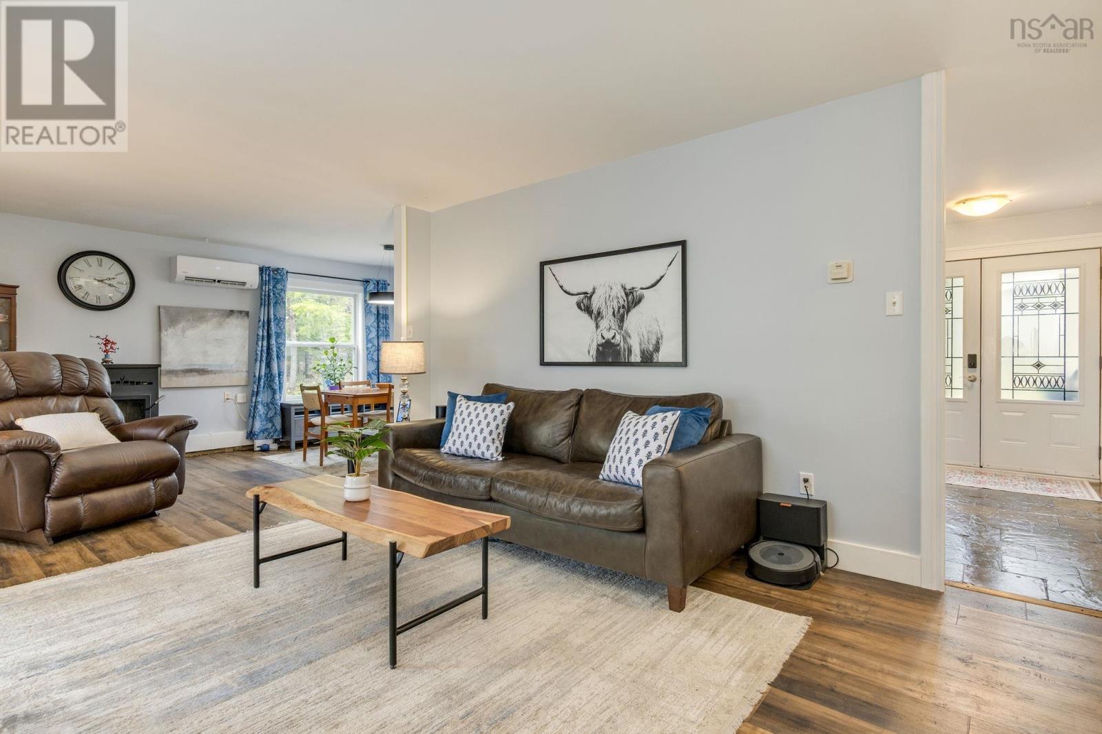 9 Belmore Dr - 13