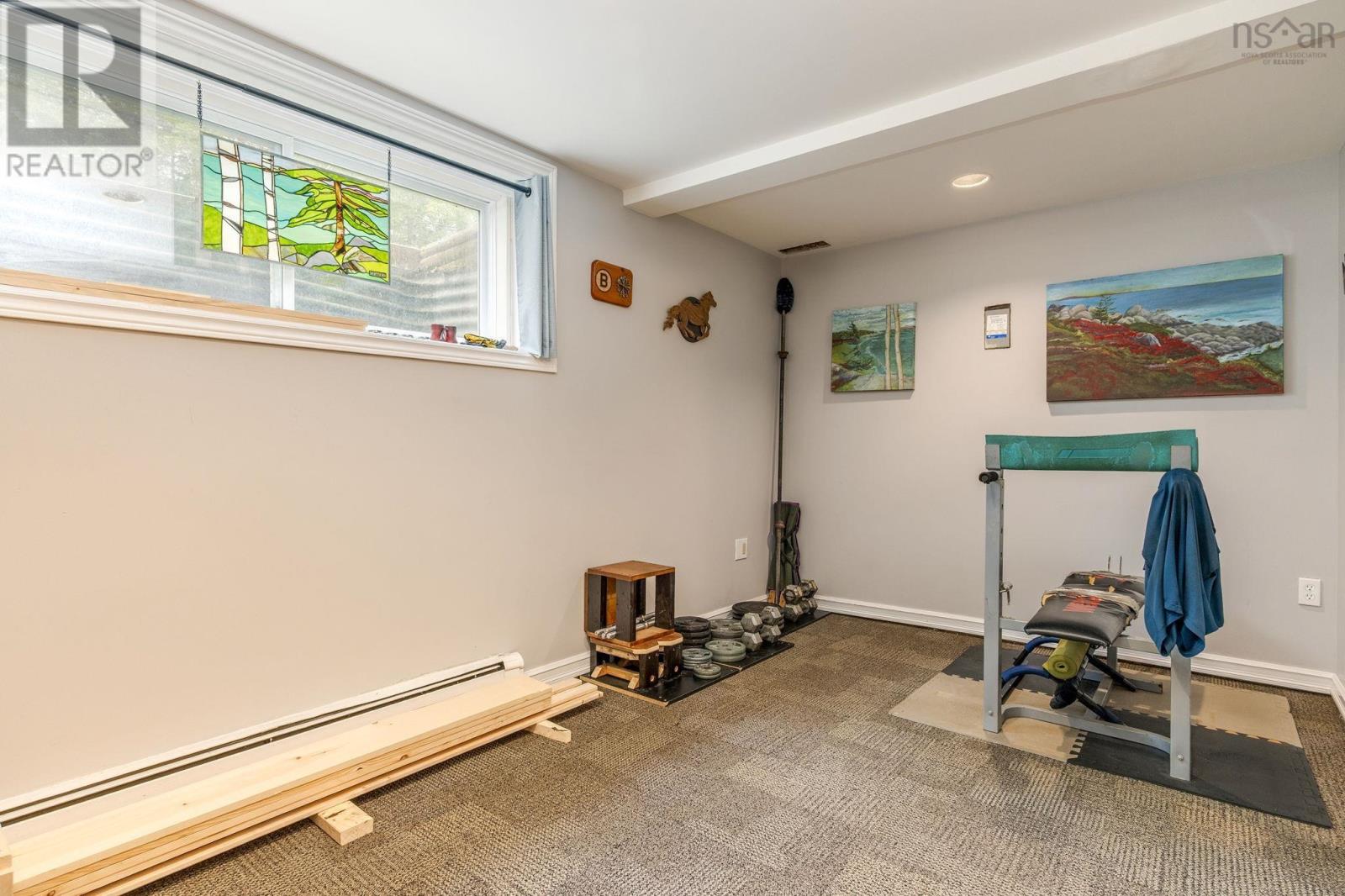 9 Belmore Dr - 31