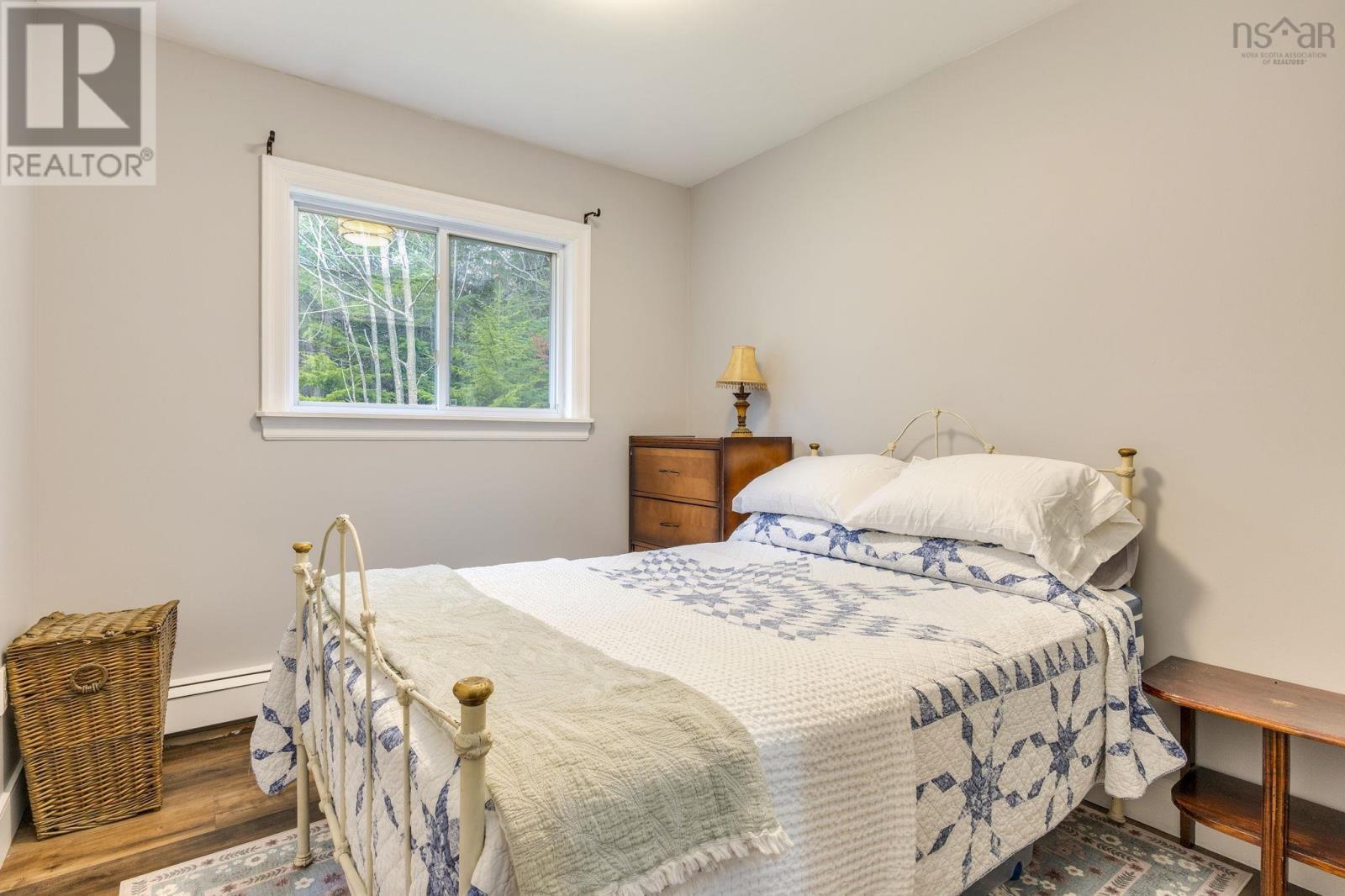 9 Belmore Dr - 18