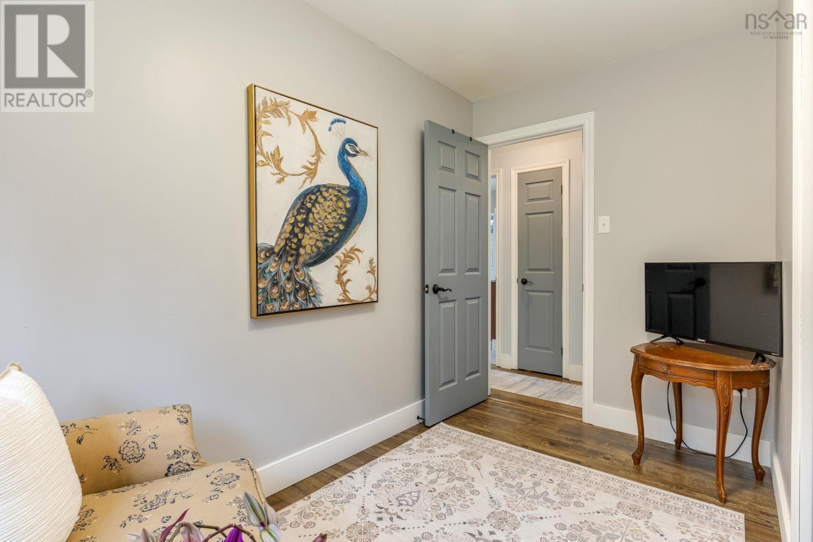 9 Belmore Dr - 21