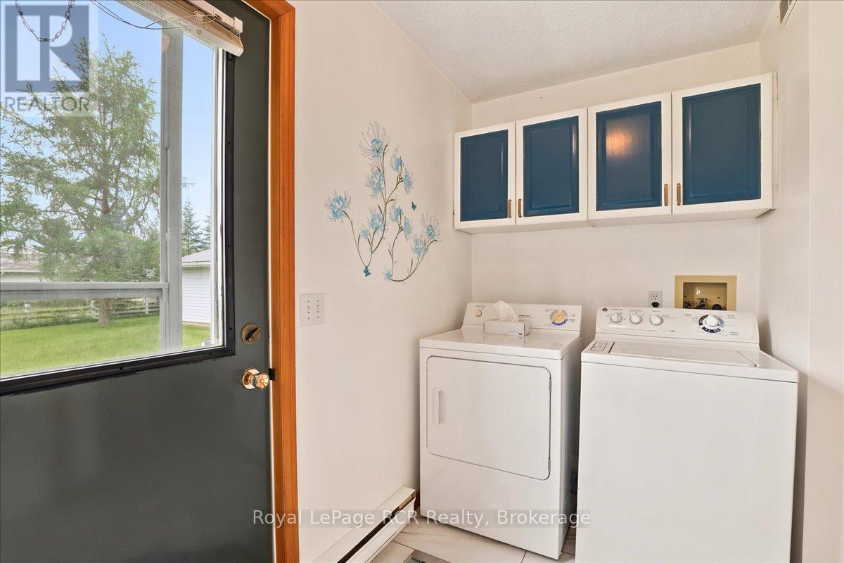 111466 GREY RD 14 - 13