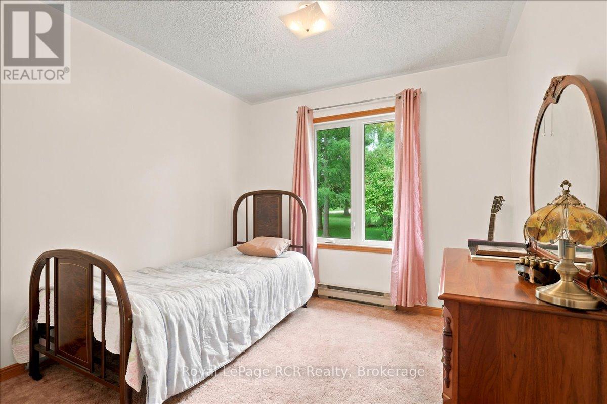 111466 GREY RD 14 - 19