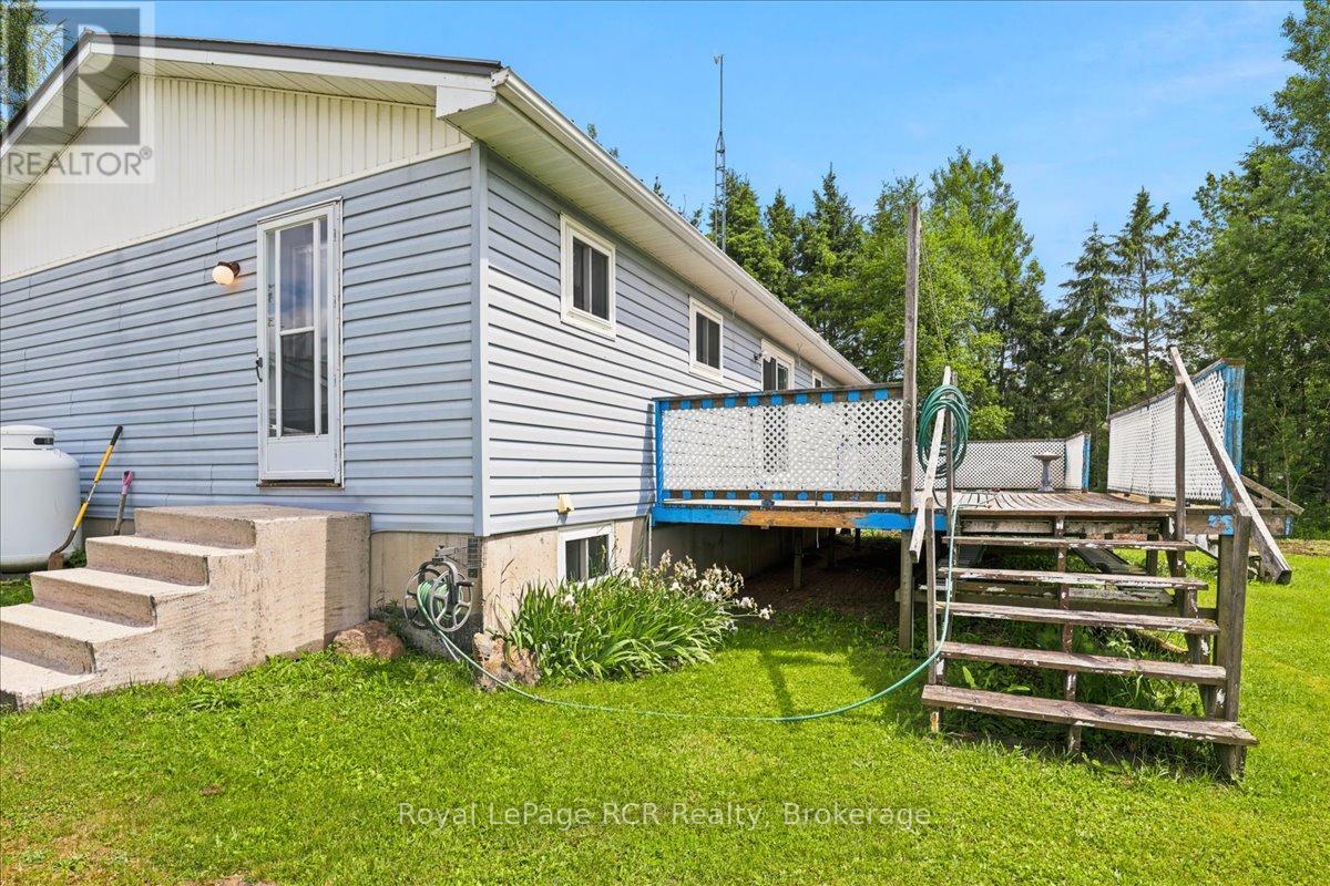 111466 GREY RD 14 - 39