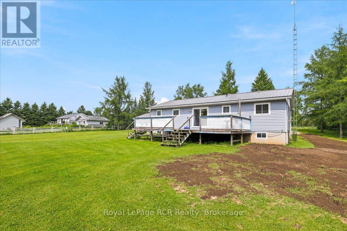 111466 GREY RD 14 - 41