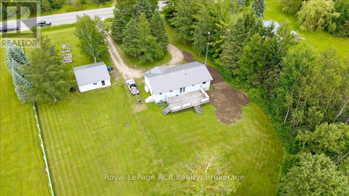 111466 GREY RD 14 - 49
