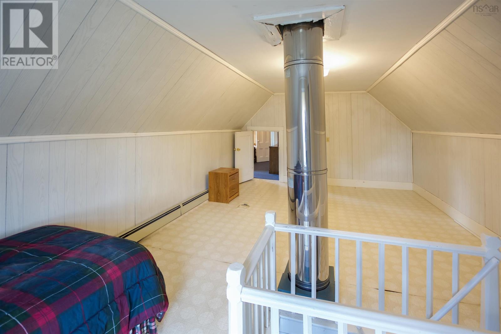 2559 Patrice Road - 34
