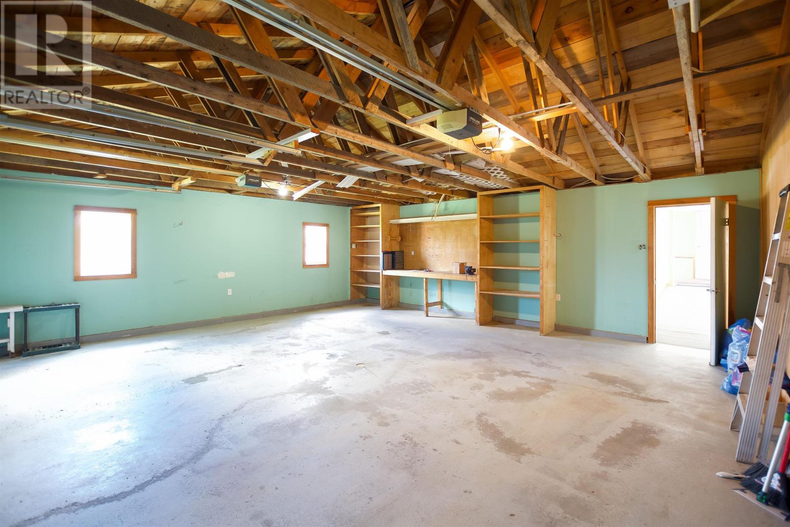2559 Patrice Road - 37