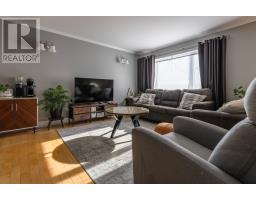 50 Carmen Avenue thumbnail 5