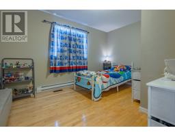 50 Carmen Avenue thumbnail 8