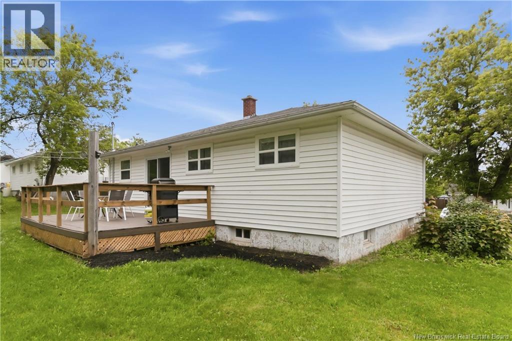 41 Highlandview Road - 44