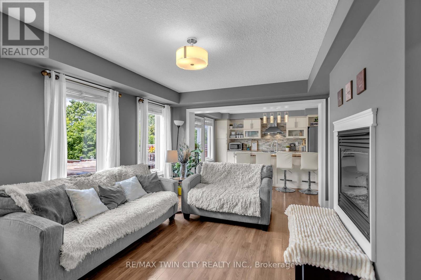 50 BISSET AVENUE - 10