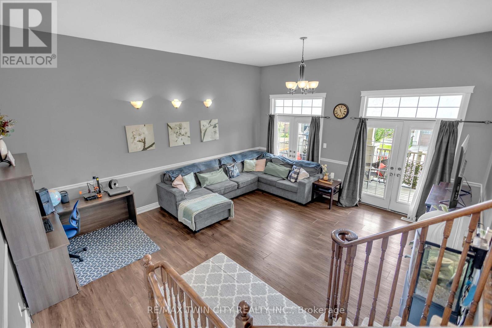50 BISSET AVENUE - 17