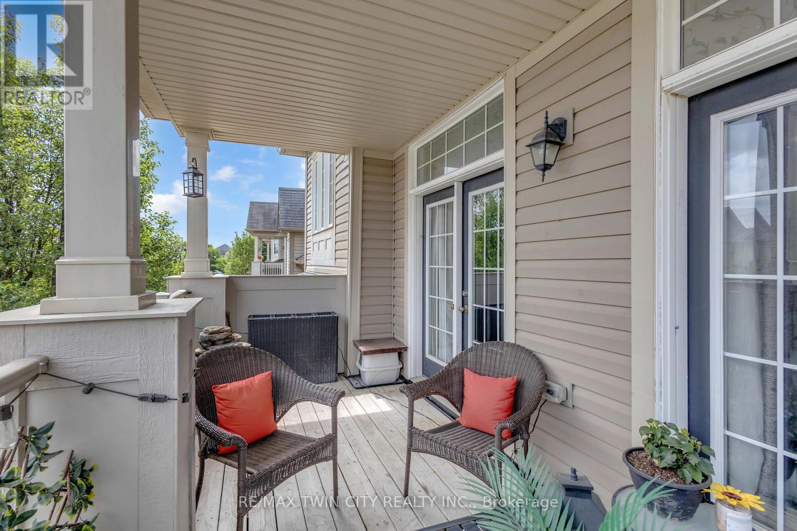 50 BISSET AVENUE - 20