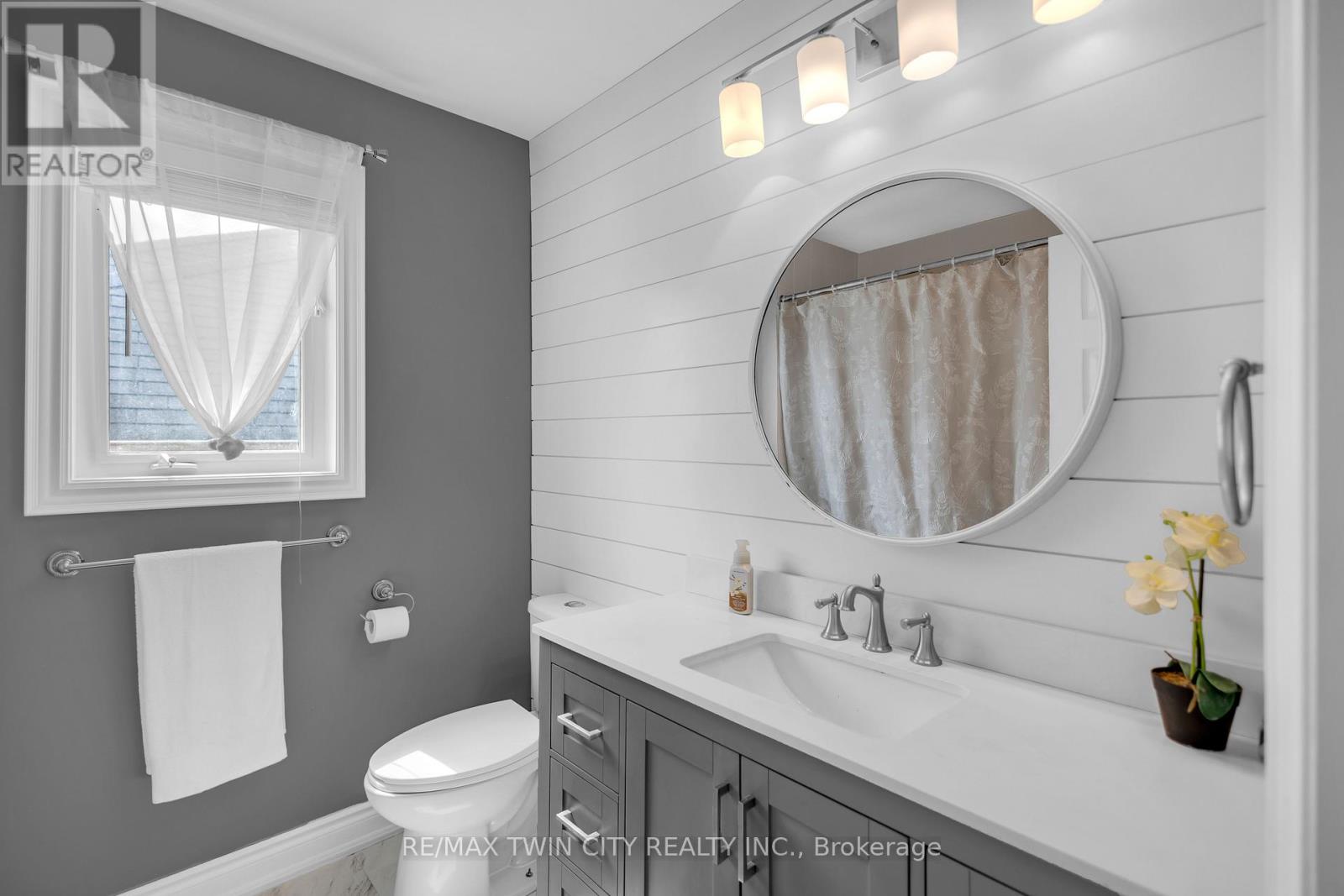 50 BISSET AVENUE - 29