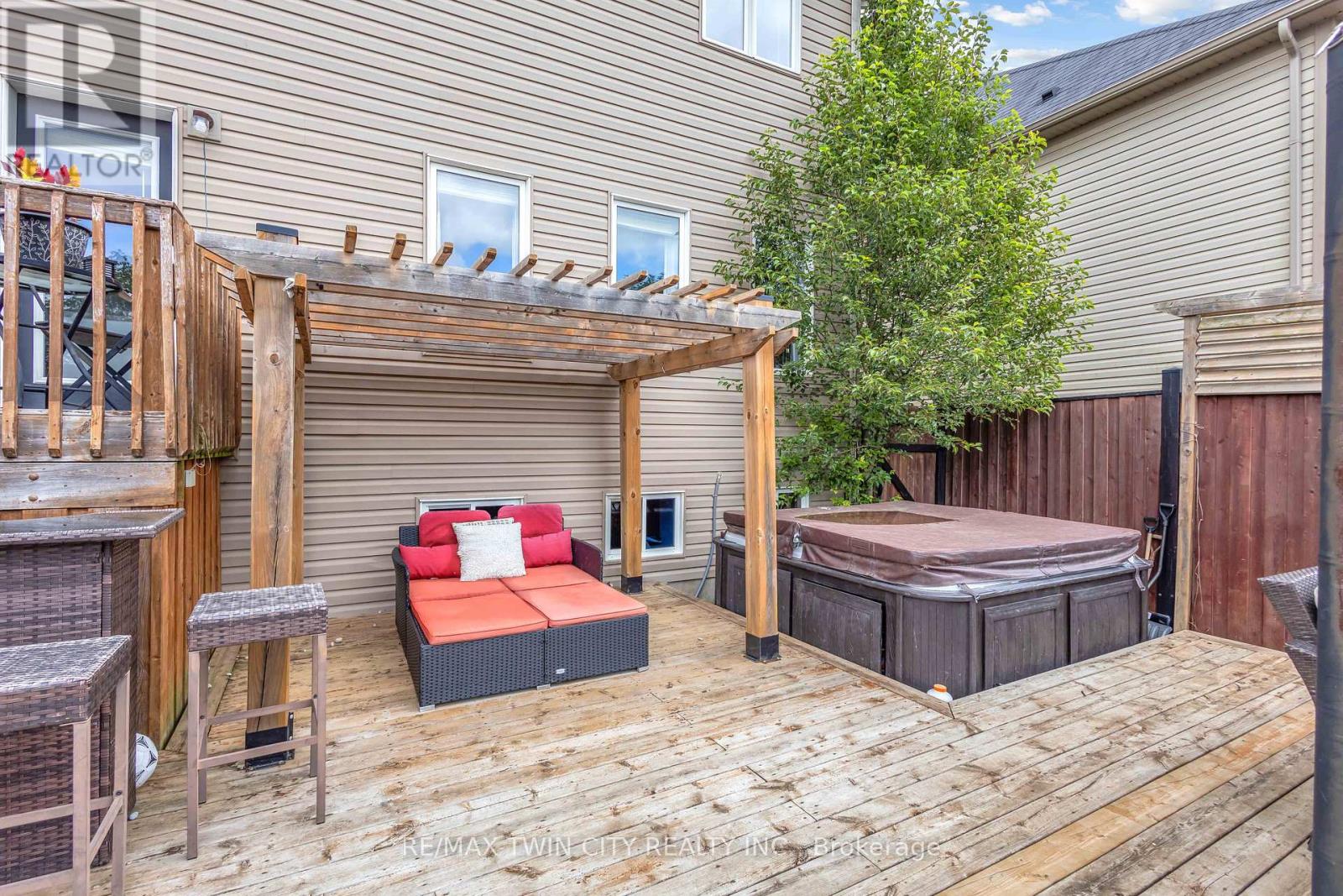 50 BISSET AVENUE - 41
