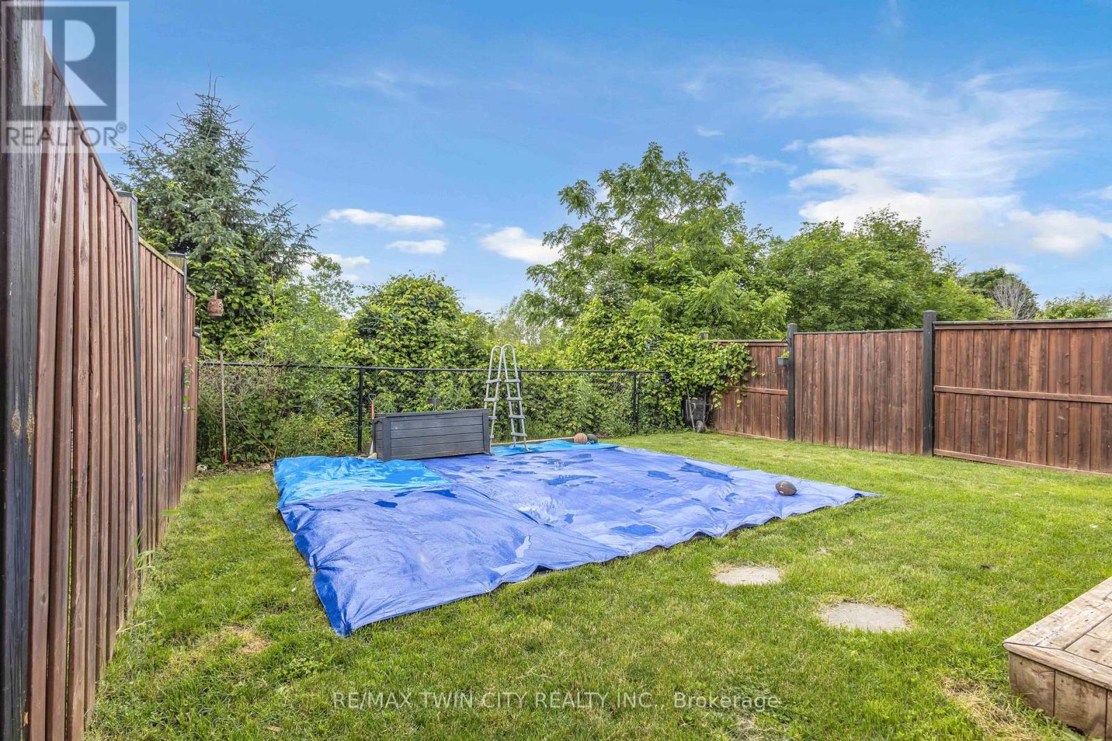 3-bedroom home for sale at 50 BISSET AVENUE, Brantford ON · photo 46 of 53