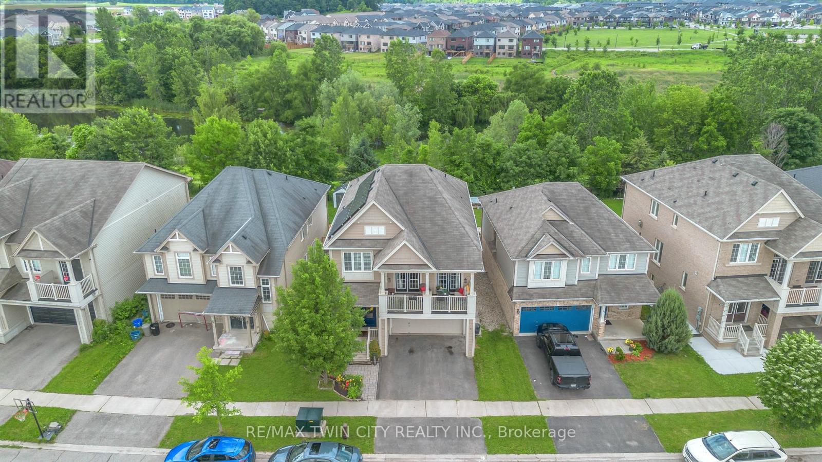 50 BISSET AVENUE - 44